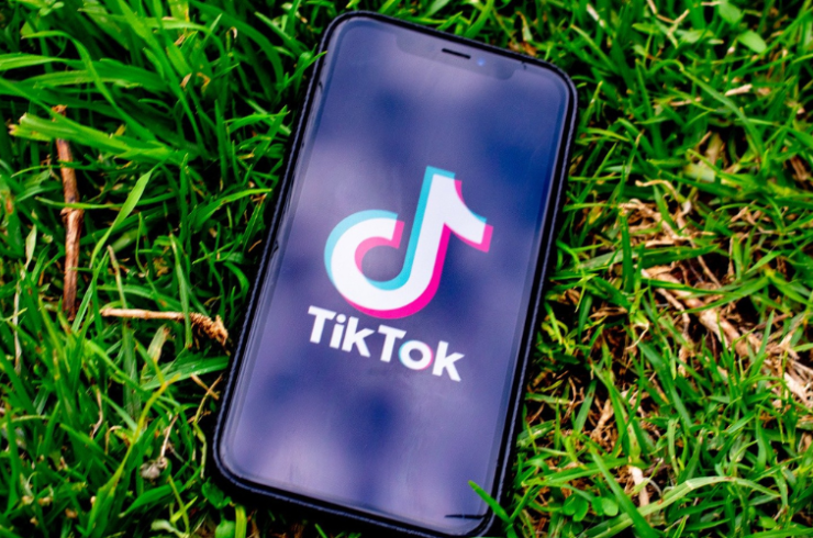 TikTok is developing a new paid access feature and an updated creator fund